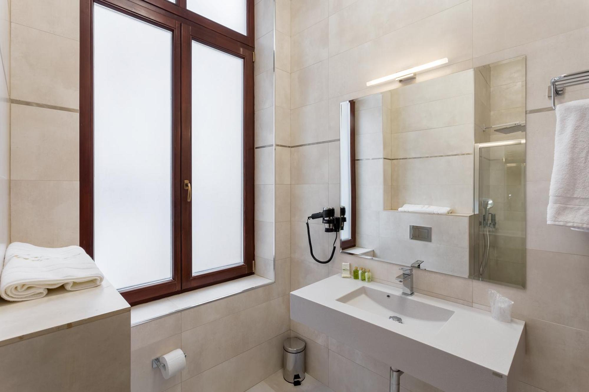 Lahovary Palace Hotel Boekarest Kamer foto
